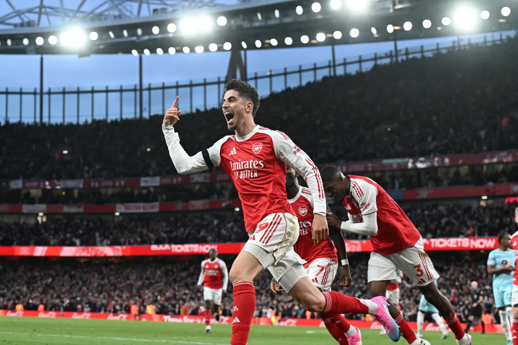 Prediksi Aston Villa vs Arsenal di Premier League 2026/27: The Gunners Lanjutkan Tren Positif