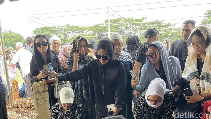 Richa Novisha Mandiri Mencari Nafkah Usai Kepergian Gary Iskak, Siap Kembali ke Dunia Akting