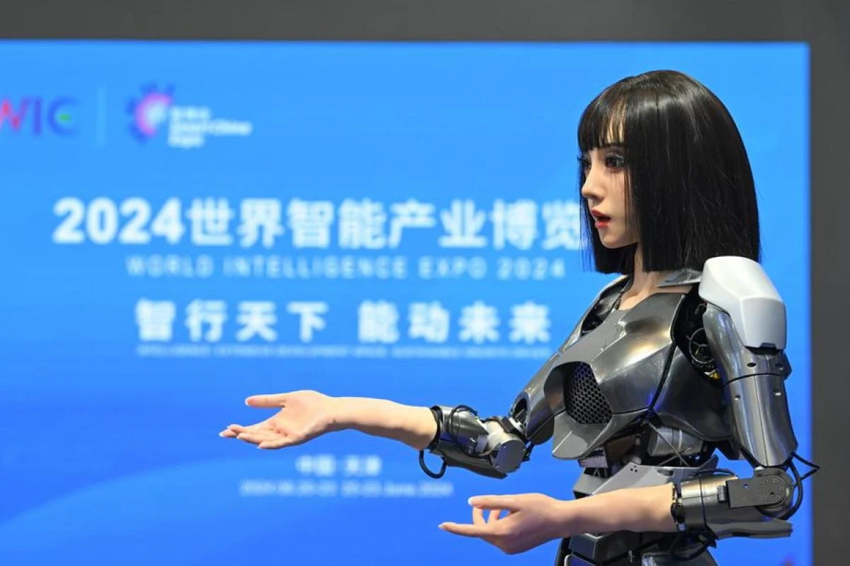 Robot AI di China Jadi Teman Lajang dan Lansia, Harga Capai Rp2,6 Miliar