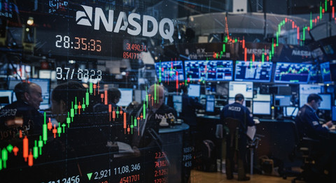 SampP 500 dan Nasdaq Menguat, Saham AI Jadi Penopang Utama