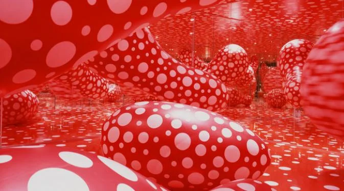Seniman Legendaris Jepang Yayoi Kusama Meninggal di Usia 97 Tahun