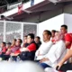 Senyum Khas Jokowi dari Barisan Penonton Biasa di Stadion Pakansari saat Timnas Digilas Vietnam