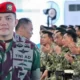 Seskab Teddy dan Atase Pertahanan AS Berbagi Momen Ranger Tab di Istana, Rafale dan A400 Tampil Perdana di HUT ke-81 RI