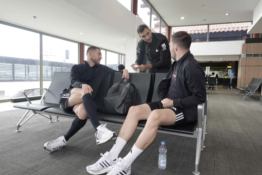 Shin Tae-yong Mulai Gembleng Fisik Pemain Persija di Thailand Demi Kuasai Super League 2026-2027