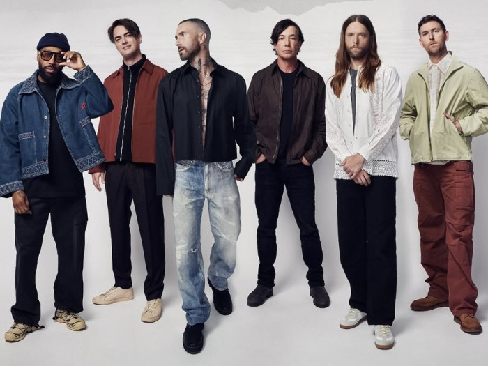 Simak Lirik Payphone, Lagu Maroon 5 tentang Penyesalan Setelah Putus Cinta