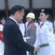 Sukses Jalankan Tugas Paskibraka Sulut, Caroll Senduk Peluk Anaknya Eirene dengan Penuh Bangga