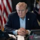 Trump Ancam Bom Oman Jika Halangi Negosiasi AS-Iran