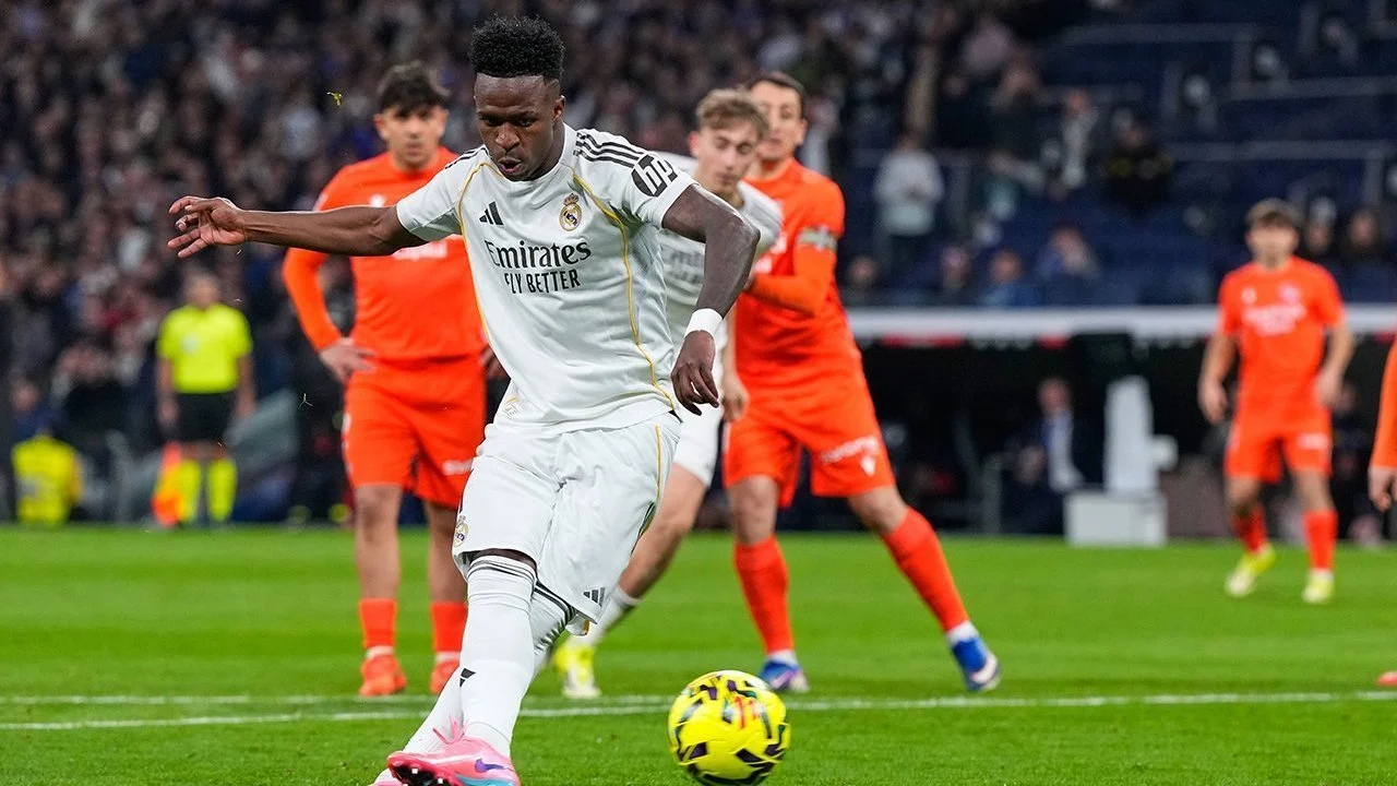 Vinicius Jadi Sorotan Mourinho Jelang Laga Real Madrid vs Real Sociedad