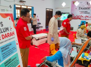 Pondok Pesantren Nurul Islam Jember Sumbangkan 36 Kantong Darah