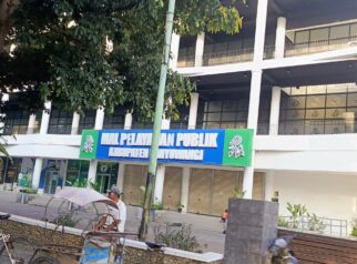 Gedung Mal Pelayanan Publik Banyuwangi tempat layanan administrasi kependudukan dan pelayanan masyarakat