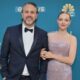 Amanda Seyfried dan Thomas Sadoski Umumkan Perpisahan Setelah 9 Tahun Menikah