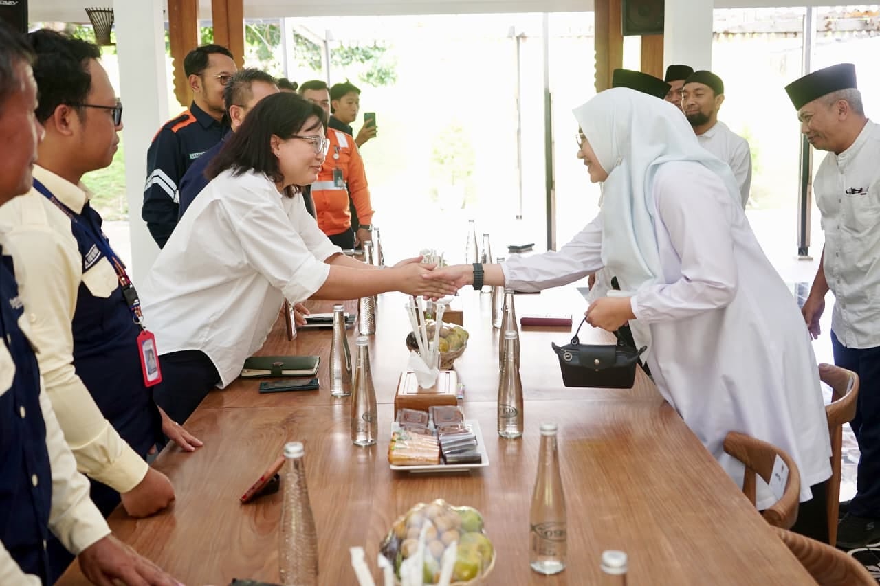 KAI Logistik Buka Layanan Angkut Sapi dan Hasil Pertanian Banyuwangi-Jakarta