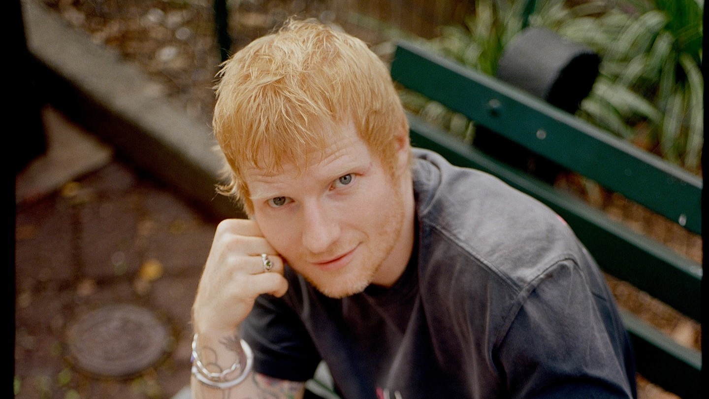 Ed Sheeran Buka Suara soal Macklemore Keluar dari Loop Tour 2026, Pilih tak Bawa Politik