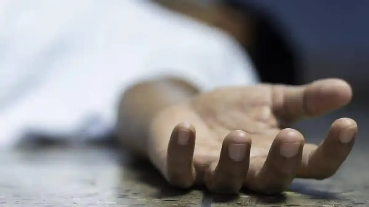 Isak Tangis Orangtua Iringi Kepergian PMI Jembrana Bali, Komang Tedy Tinggalkan Kenangan Manis