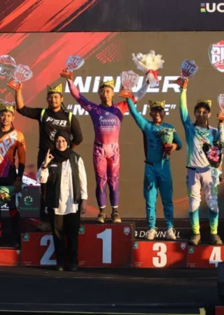 Ratusan Rider Berbagai Daerah Berlomba di Gantasan Bike Park dalam BIG Downhill 2026 Banyuwangi