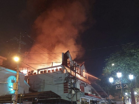 Toko Terbakar, Hamzah Batik Malioboro Tutup hingga Waktu yang Belum Ditentukan
