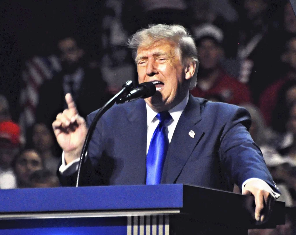 Trump Mau Selidiki Dugaan Keterlibatan Arab Saudi di Tragedi 9/11