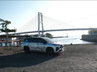 Ekspedisi Lintas Nusa 2.0 Toyota Veloz Hybrid EV