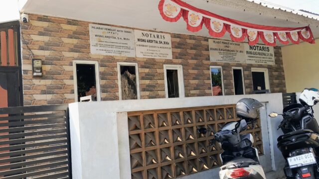 Notaris Wisnu Arditya memberikan klarifikasi terkait pengurusan sertipikat tanah warga Rogojampi senilai Rp40 juta.