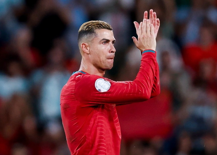 Akhirnya, Ronaldo Ucapkan Selamat ke Messi Singkat Hangat Berkelas