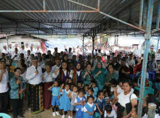Beri Bantuan, TP PKK dan Posyandu Bantu Percepat Pemulihan Pascagempa Manggarai