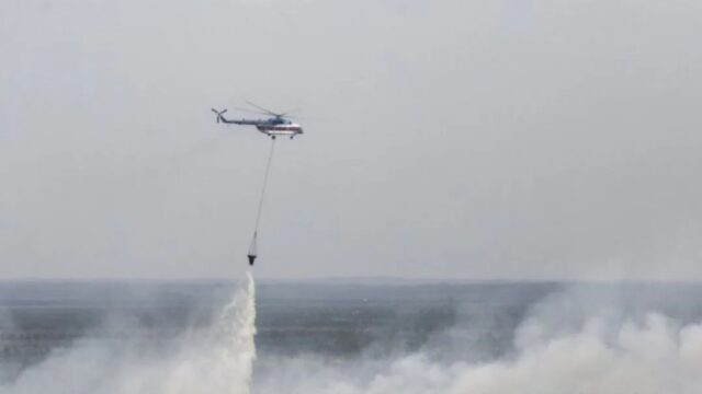 BNPB Tambah Armada Water Bombing dan Pesawat OMC untuk Padamkan Karhutla di Jawa Timur