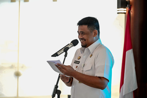 Bobby soal Ijazah SMA Gibran Sekalian Saja Permasalahkan Gelar Sarjananya