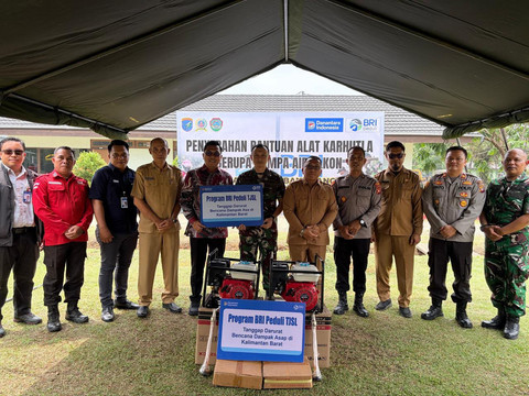 BRI Peduli Salurkan 270 Mesin Pompa Air untuk Kendalikan Karhutla di Kalbar