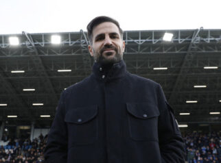 Cesc Fabregas Sesali Instruksi Turunkan Tempo Saat Como Bantai Man United