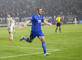 Foto Brace Balsa Bawa Persib Tekuk Melbourne Victory