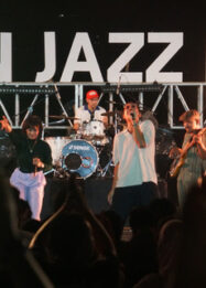 Foto Maliq & DEssentials Tampil Meriah saat Tutup Tomohon Jazz Festival