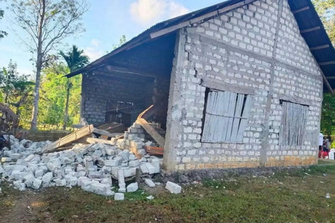 Foto Puluhan Rumah dan Fasum di Sumba Rusak Usai Diguncang Gempa Magnitudo 6,1
