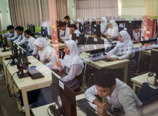 Foto Siswa SMAN 81 Jakarta Mengikuti Tes Kemampuan Akademik Jenjang SMA