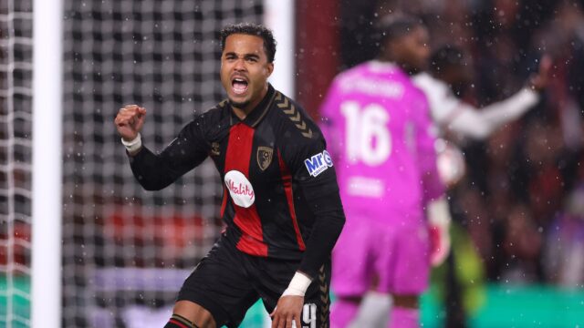 Hasil Liga Europa: AC Milan Dibantai Bournemouth 0-3, Kartu Merah Maignan Jadi Petaka