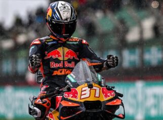 Hasil Sprint MotoGP Malaysia: Pedro Acosta Menang, Marc Marquez Perlebar Jarak dari Martin