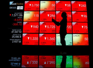 IHSG Ditutup Anjlok 1,88% ke 6.031, Bursa Asia Juga Merah Semua
