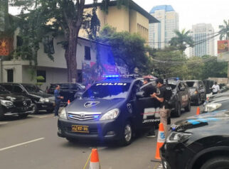 Jatanras Polda Metro Tangkap Pelaku Begal Sopir Taksi Online di Pamulang