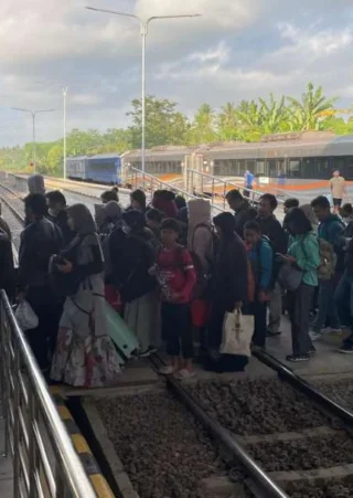 KA Sangkuriang dan Blambangan Ekspres Jadi Pilihan Favorit Wisatawan dan Pebisnis dengan Okupansi Tinggi di Banyuwangi
