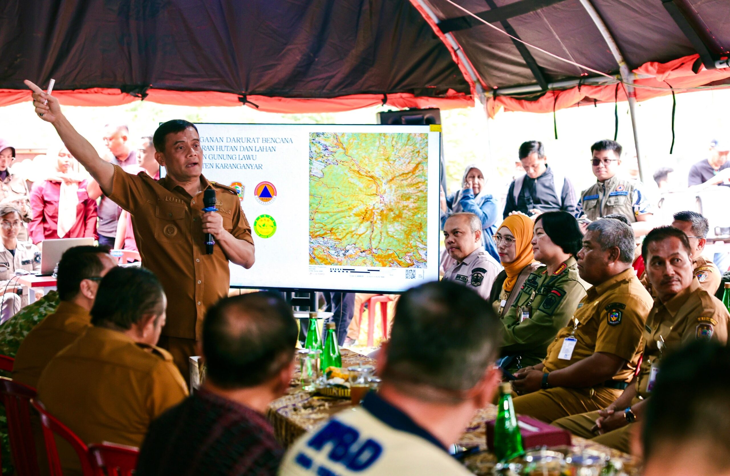 Karhutla Gunung Lawu Belum Padam, Water Bombing Terganggu Cuaca