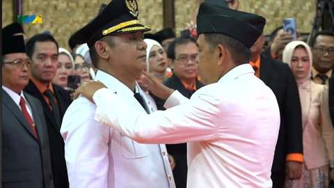 KDM Lantik Asep Surya Atmaja Jadi Bupati Bekasi Sisa Masa Jabatan 2025-2030