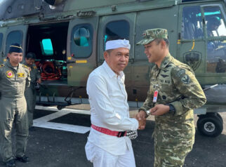 KDM Pimpin Pemadaman Kebakaran Gunung Ciremai di Majalengka