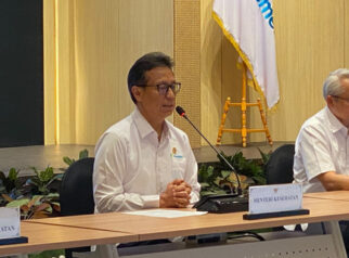 Kemenkes Salurkan 2 Tabung Oksigen ke Setiap Puskesmas di Zona Hitam Kabut Asap Kalimantan