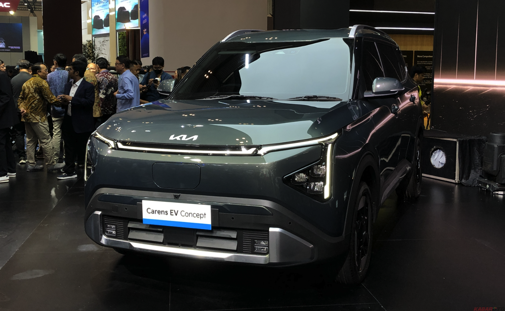 Kia Genjot Kandungan Lokal Kia Carens EV, Target TKDN Mengarah ke 80 Persen