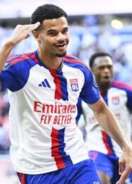 Kinclong di Lyon, AC Milan Ingin Panggil Pulang Zachary Athekame Lebih Cepat