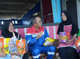 Kisah Rato, Ajak Eks PMI Budidaya Kepiting Cangkang Lunak di Cilacap