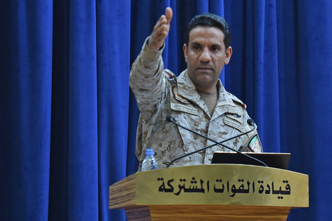 Koalisi Saudi Cegat 10 Rudal Houthi, Ledakan Terdengar di Riyadh