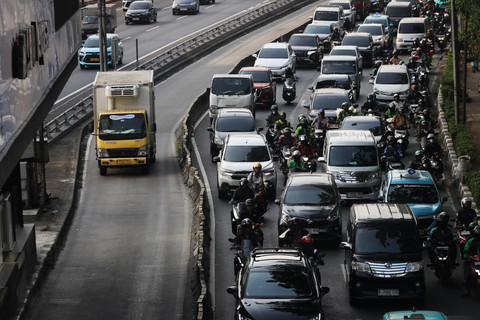 Konten TikTok Kenapa Separator Transjakarta Koridor 9 Sering Ketabrak