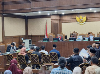 KPK Hadirkan 6 Saksi di Sidang Kuota Haji, Khalid Basalamah Ngaku Berhalangan