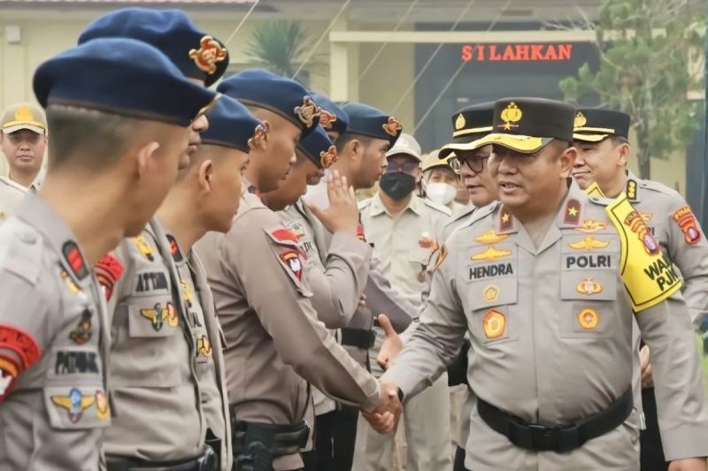 Mabes Polri Kirim 105 Personel BKO Padamkan Karhutla di Palangkaraya dan Taman Nasional Tanjung Puting
