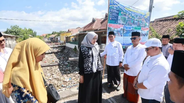Pemkab Banyuwangi Siapkan Langkah Terpadu Tangani Sampah di Sungai Kalimati Muncar di Banyuwangi